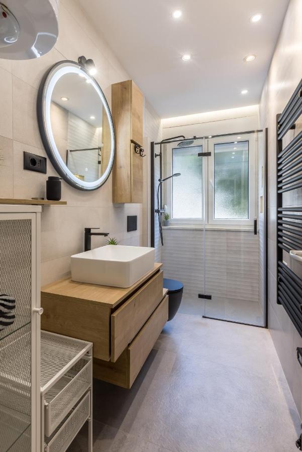 Artistic Chill Art Apartment 2+2.Centar Of Split. Εξωτερικό φωτογραφία
