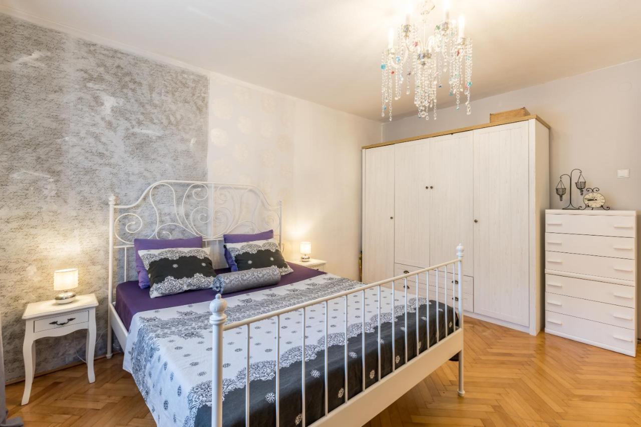 Artistic Chill Art Apartment 2+2.Centar Of Split. Εξωτερικό φωτογραφία